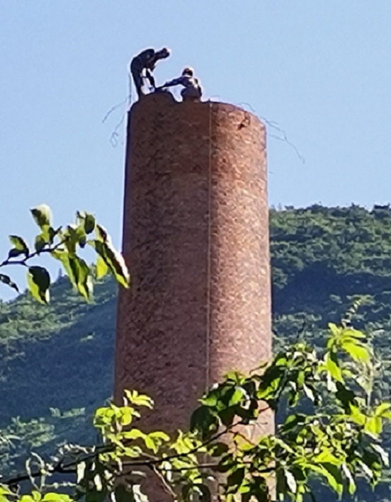 江蘇煙囪拆除:人工拆除與機(jī)械拆除的關(guān)鍵步驟